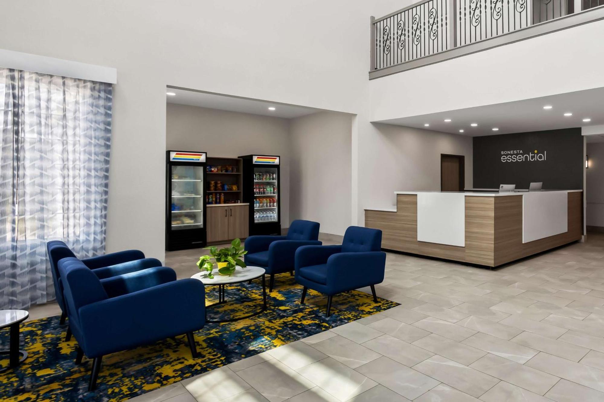Sonesta Essential La Porte Exterior photo