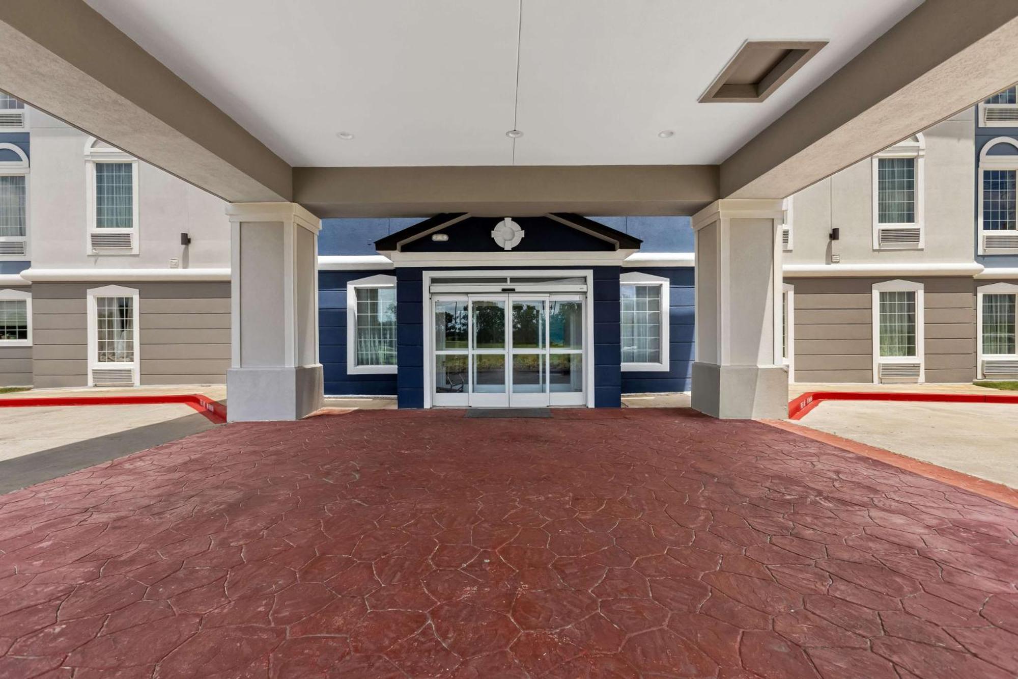 Sonesta Essential La Porte Exterior photo