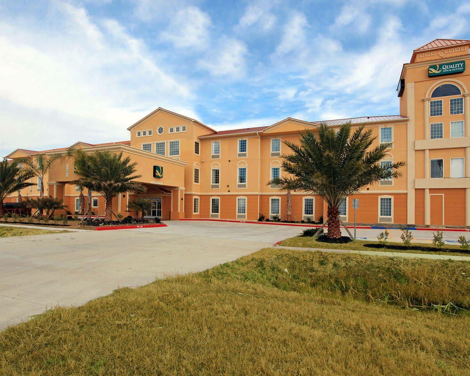 Sonesta Essential La Porte Exterior photo